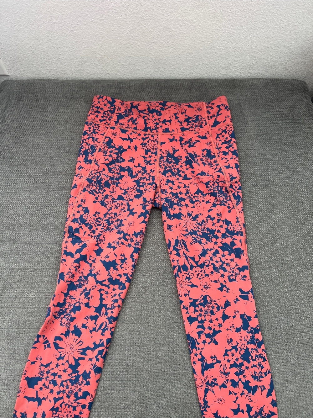 lululemon athletica Coral Floral Cropped Leggings on Navy